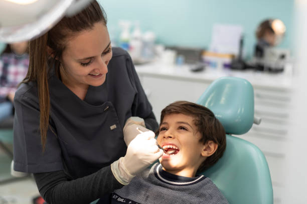 Best Walk-In Emergency Dental Services in Saukville, WI