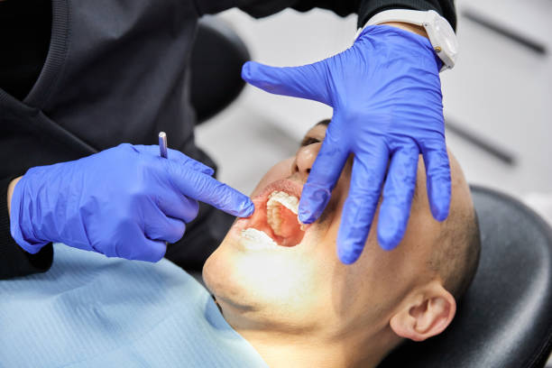 Best Weekend Emergency Dental Services in Saukville, WI